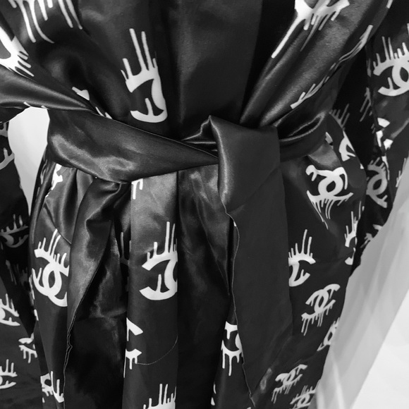 NEW 🌹coco satin Robe ... - Picture 4 of 5